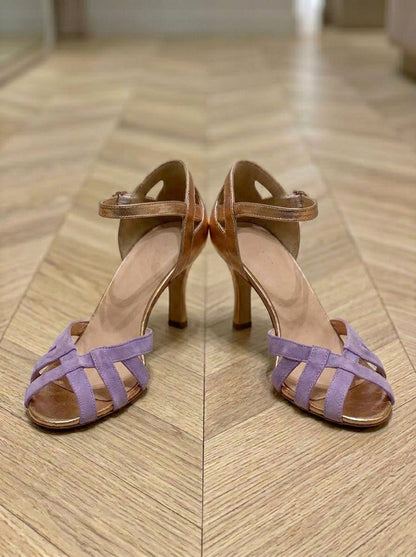 Danariah · Salón cómodo morado — vista 2