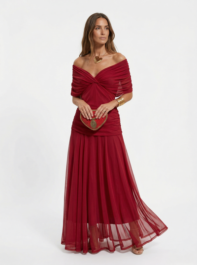 Nora · Vestido largo con cuello en v