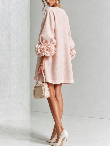 Aurora · Vestido mini con puños de flor rosa — vista 3