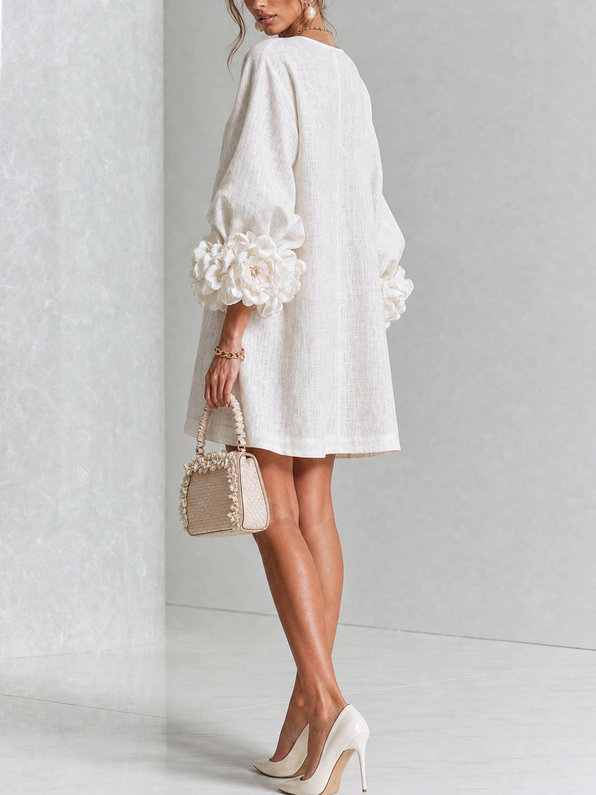 Ludovica · Vestido mini con puños de flor blanco — vista 3